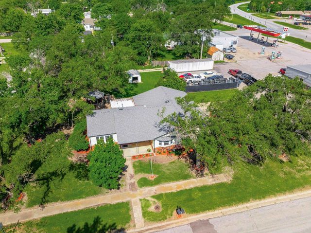 305 N Williams, Udall, KS 67146