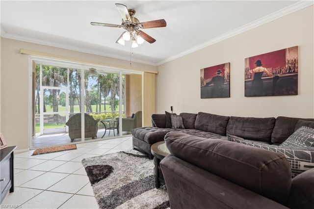 8045 Tiger CV 502, Naples, FL 34113