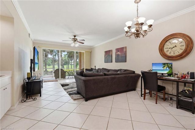 8045 Tiger CV 502, Naples, FL 34113