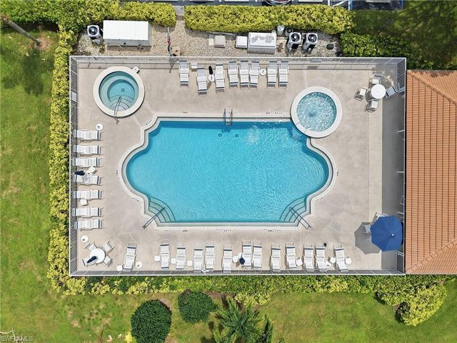 8045 Tiger CV 502, Naples, FL 34113