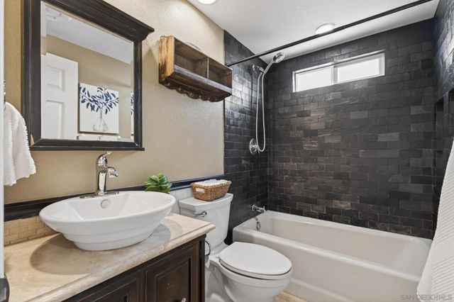 13004 Tuscarora, Poway, CA 92064