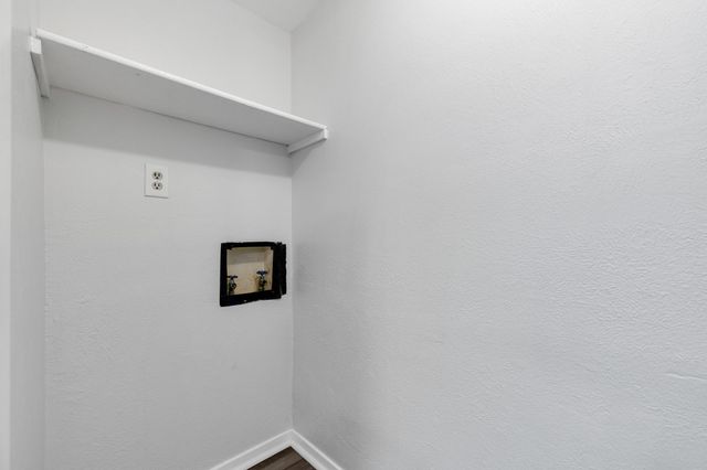 4627 Chapman Street, The Colony, TX 75056