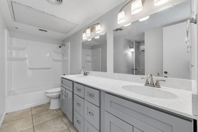 4627 Chapman Street, The Colony, TX 75056