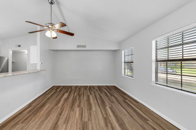 4627 Chapman Street, The Colony, TX 75056