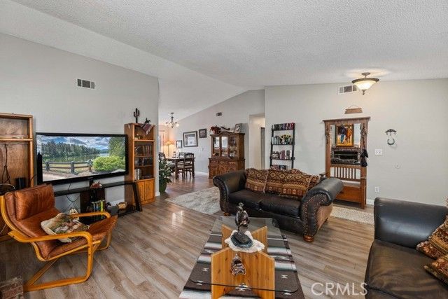 44115 Hunter Court, Lancaster, CA 93536