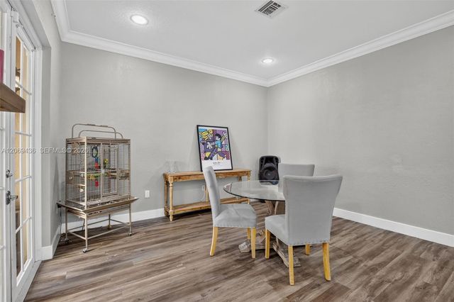 14601 SW 5th Street, Pembroke Pines, FL 33027
