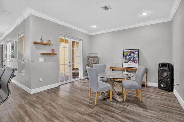 14601 SW 5th Street, Pembroke Pines, FL 33027
