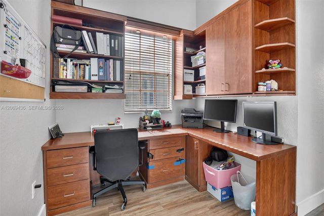 14601 SW 5th Street, Pembroke Pines, FL 33027
