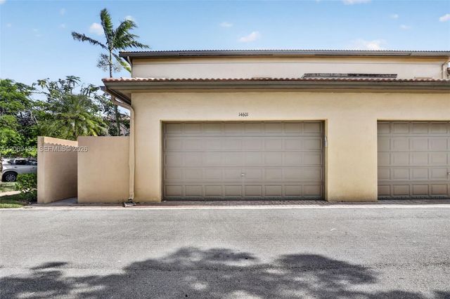 14601 SW 5th Street, Pembroke Pines, FL 33027
