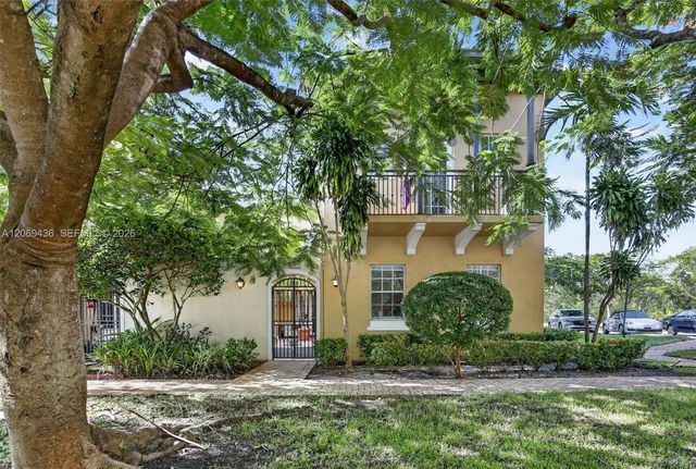 14601 SW 5th Street, Pembroke Pines, FL 33027