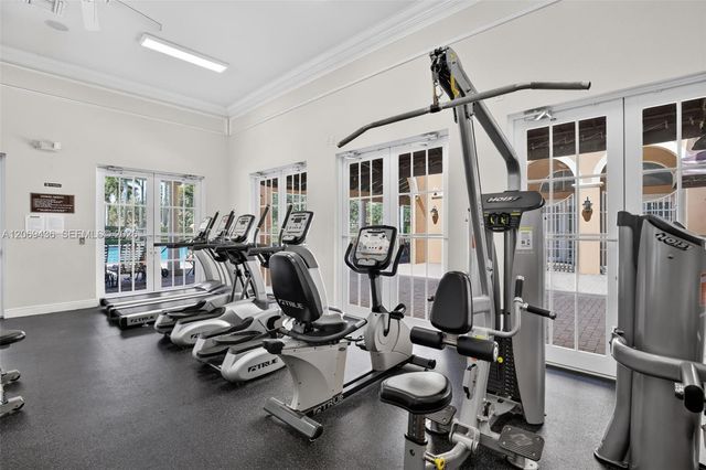 14601 SW 5th Street, Pembroke Pines, FL 33027