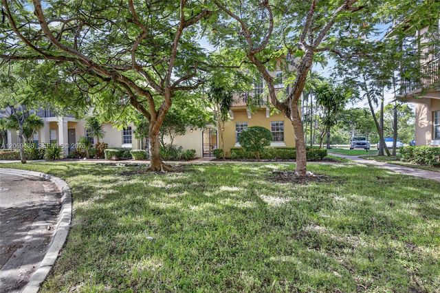 14601 SW 5th Street, Pembroke Pines, FL 33027