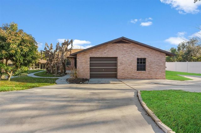 5411 MAGNOLIA RIDGE ROAD, Fruitland Park, FL 34731