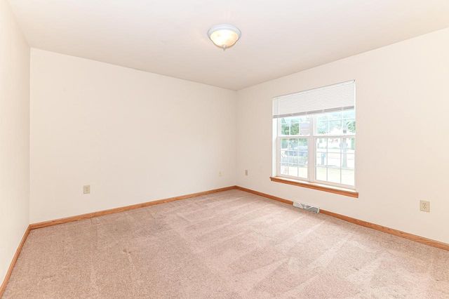 11042 W Villa AVENUE, Milwaukee, WI 53224