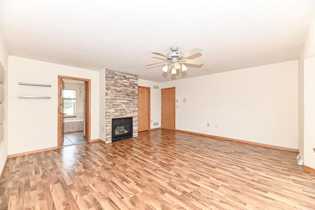 11042 W Villa AVENUE, Milwaukee, WI 53224