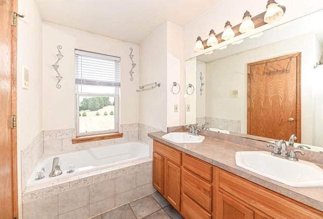 11042 W Villa AVENUE, Milwaukee, WI 53224
