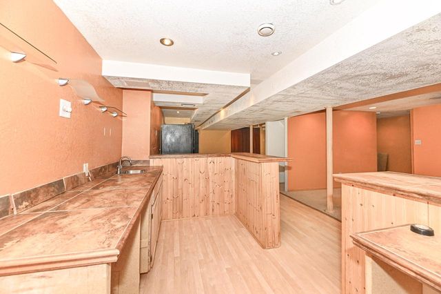 11042 W Villa AVENUE, Milwaukee, WI 53224