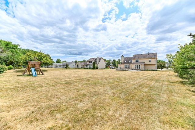 11042 W Villa AVENUE, Milwaukee, WI 53224