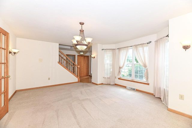 11042 W Villa AVENUE, Milwaukee, WI 53224