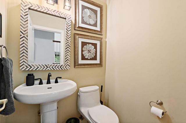 1035 Kilarney Road, Chesterton, IN 46304