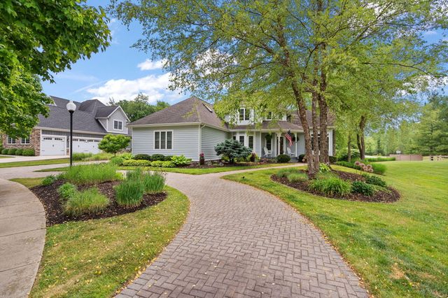 1035 Kilarney Road, Chesterton, IN 46304