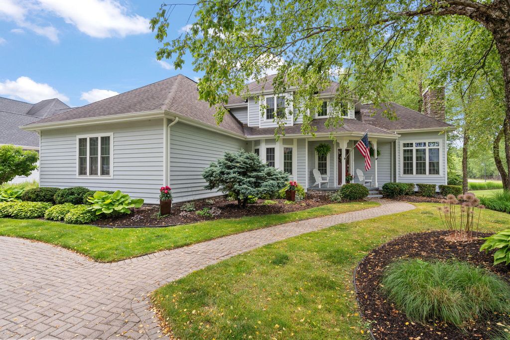 1035 Kilarney Road, Chesterton, IN 46304