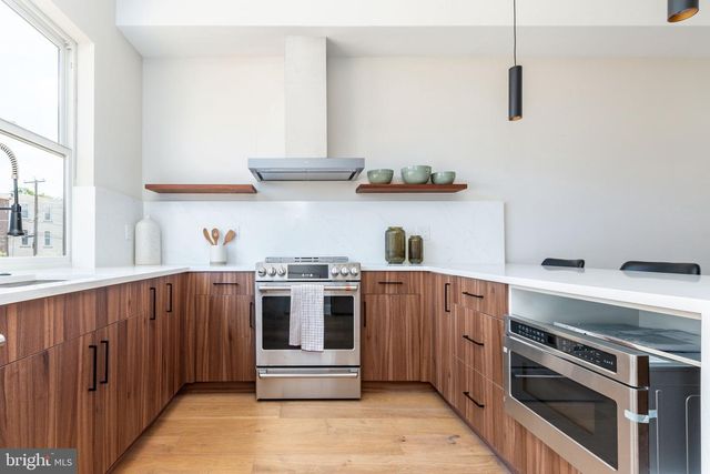 3841 RIDGE AVE, Philadelphia, PA 19132