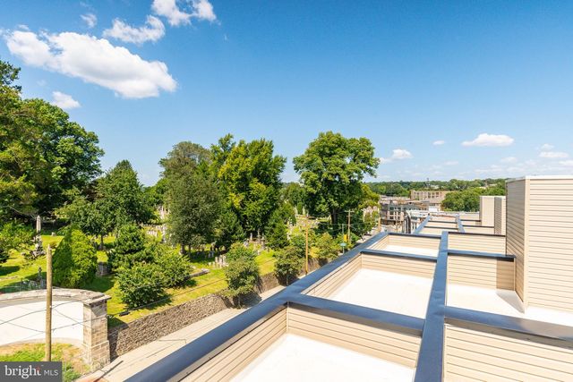 3841 RIDGE AVE, Philadelphia, PA 19132