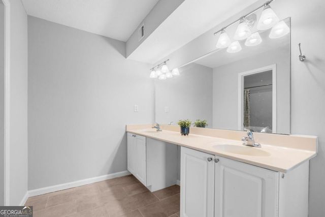 515 Bedfort Drive, Duluth, GA 30096