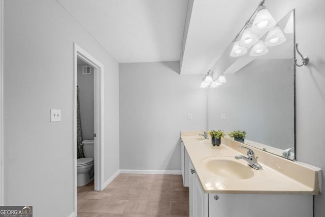 515 Bedfort Drive, Duluth, GA 30096