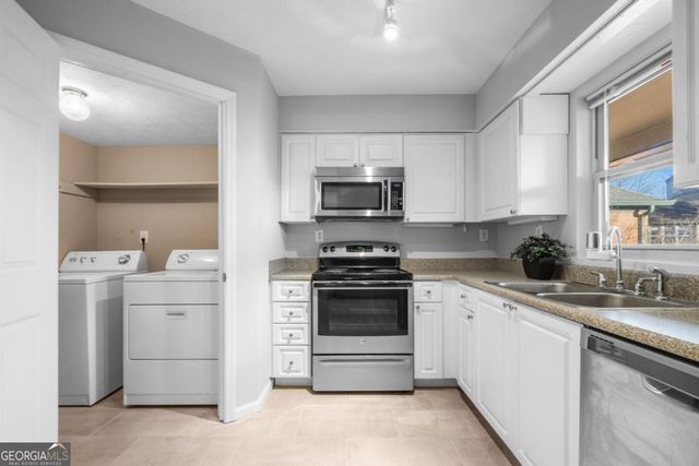 515 Bedfort Drive, Duluth, GA 30096