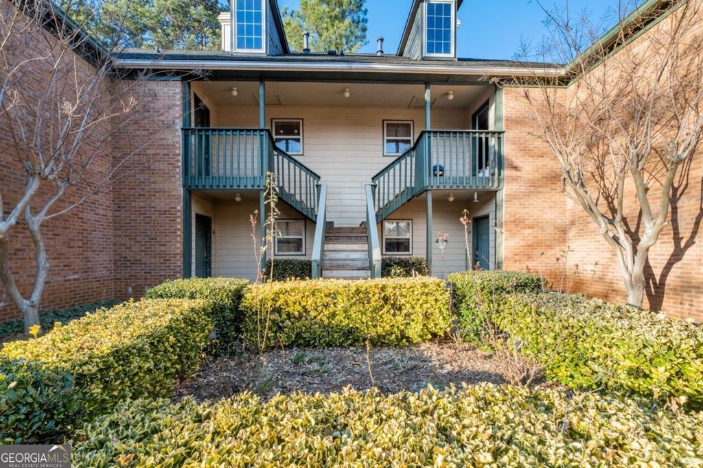 515 Bedfort Drive, Duluth, GA 30096