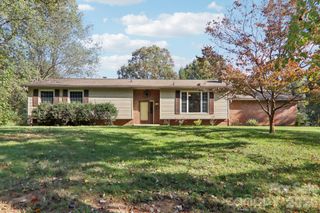261 Eastview Drive, Brevard, NC 28712