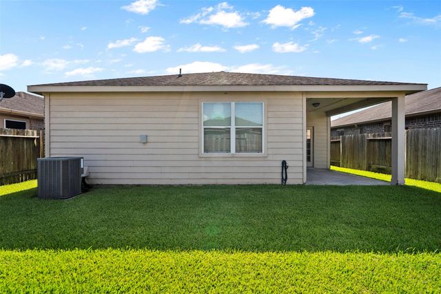 9415 Ruby Mist Drive, Iowa Colony, TX 77583