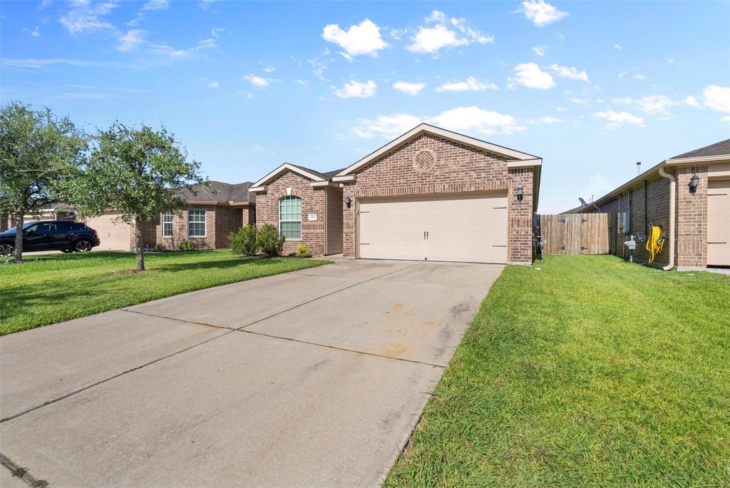 9415 Ruby Mist Drive, Iowa Colony, TX 77583