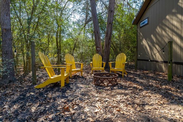 1760 County Road 215, Weimar, TX 78962