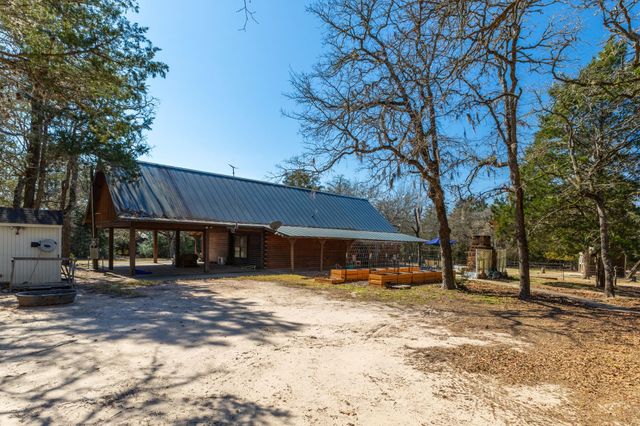 1760 County Road 215, Weimar, TX 78962