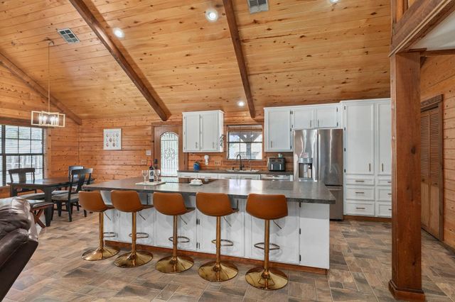 1760 County Road 215, Weimar, TX 78962