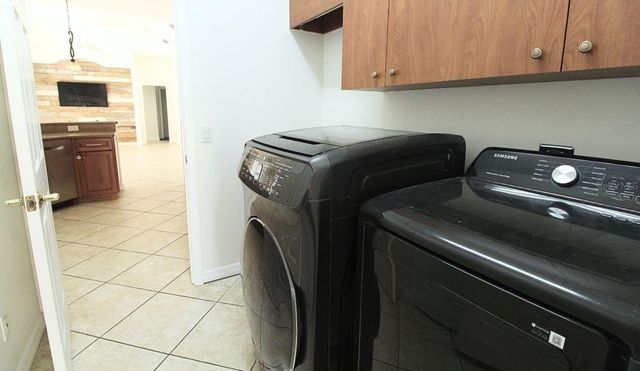 5522 EASTWIND DRIVE, Sarasota, FL 34233