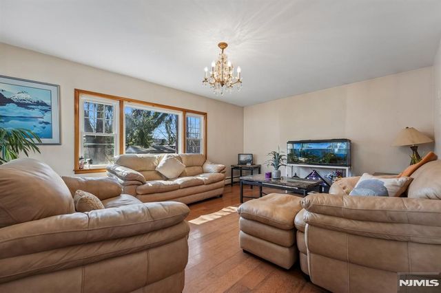 140 Francisco Avenue, Rutherford, NJ 07070