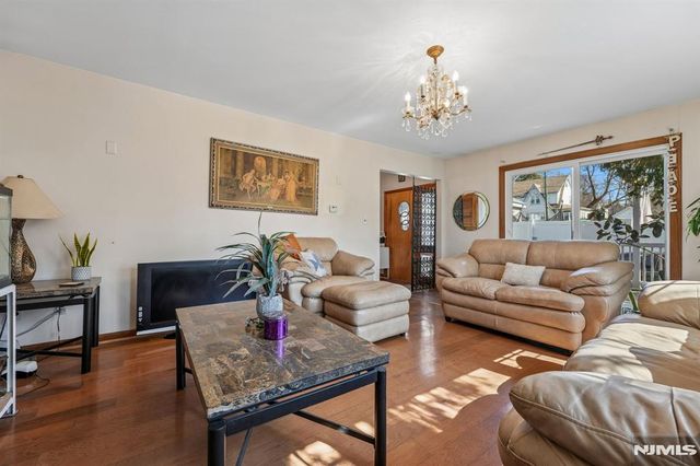 140 Francisco Avenue, Rutherford, NJ 07070