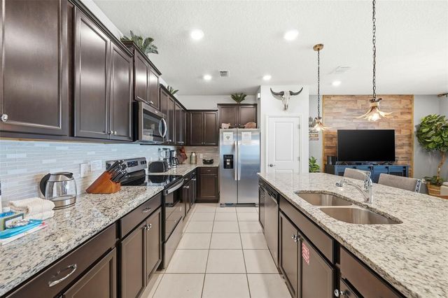 626 JASMINE LN, Davenport, FL 33897