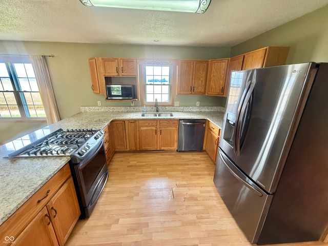 1687 Killion Avenue, Seymour, IN 47274