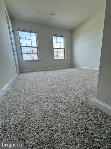 330 MILTON STAMP DR, Glen Mills, PA 19342