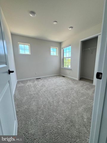 330 MILTON STAMP DR, Glen Mills, PA 19342