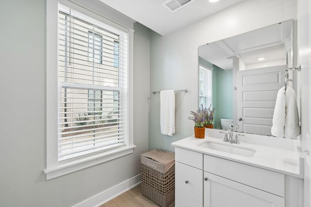 1570 Hancock Street, Mount Pleasant, SC 29464