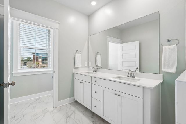 1570 Hancock Street, Mount Pleasant, SC 29464