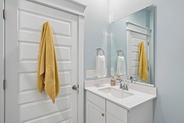 1570 Hancock Street, Mount Pleasant, SC 29464