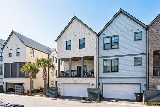 1570 Hancock Street, Mount Pleasant, SC 29464