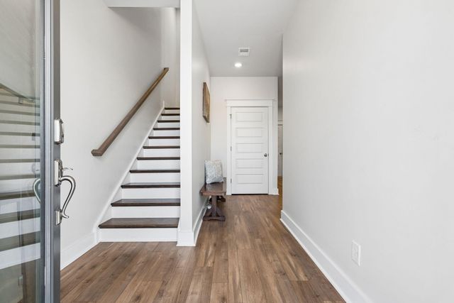 1570 Hancock Street, Mount Pleasant, SC 29464